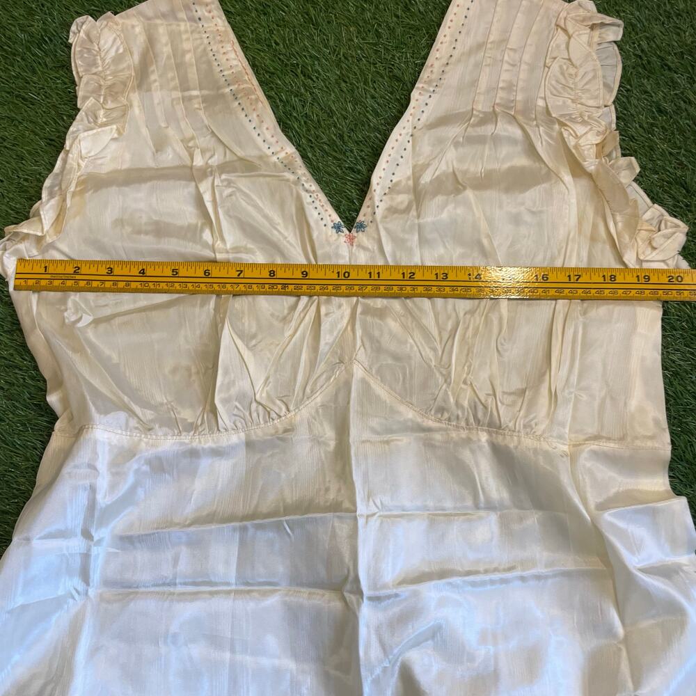 Vtg 1940s Ivory Rayon Taffeta Nightgown Hostess Gown Diamond Midriff Ruffle 40s - Picture 13 of 16